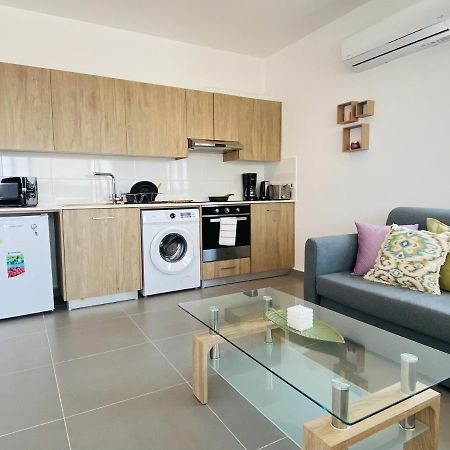 Silver Line 1-Bedroom Apartment In Larnaca Zewnętrze zdjęcie