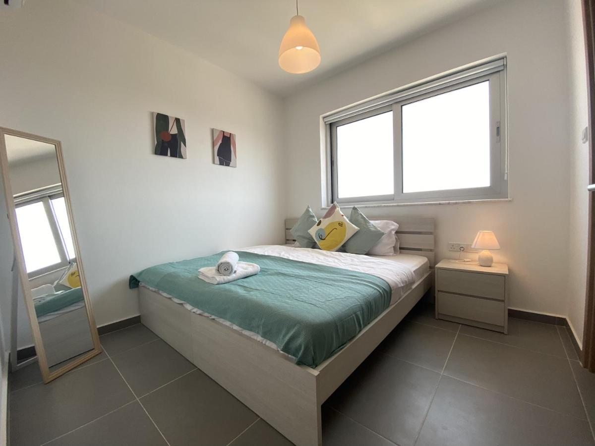 Silver Line 1-Bedroom Apartment In Larnaca Zewnętrze zdjęcie