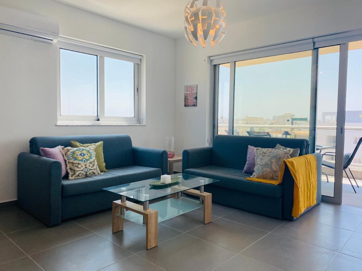 Silver Line 1-Bedroom Apartment In Larnaca Zewnętrze zdjęcie