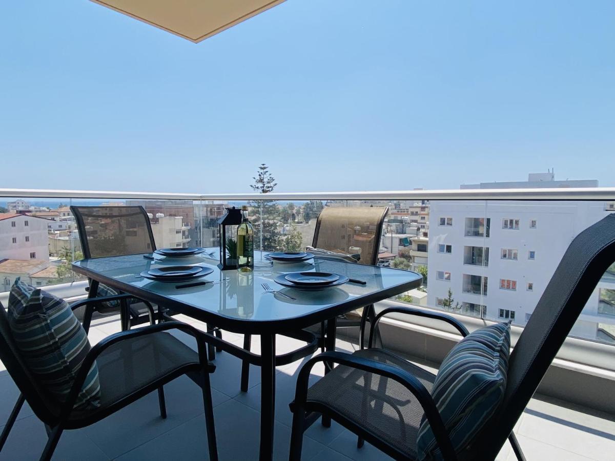 Silver Line 1-Bedroom Apartment In Larnaca Zewnętrze zdjęcie